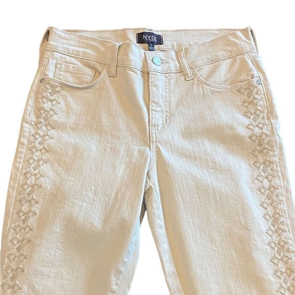 NYDJ Alina Skinny Embroidered Capri Jeans Lift Tuck Size 2 - Picture 4 of 12
